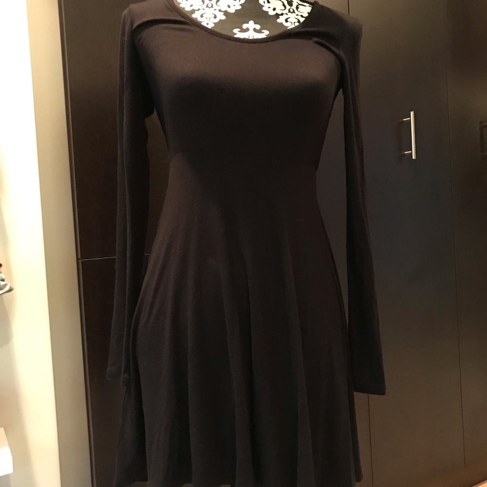 Long sleeved black dress